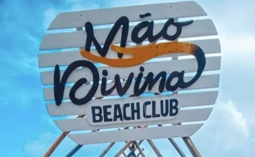 Mão Divina Beach Club